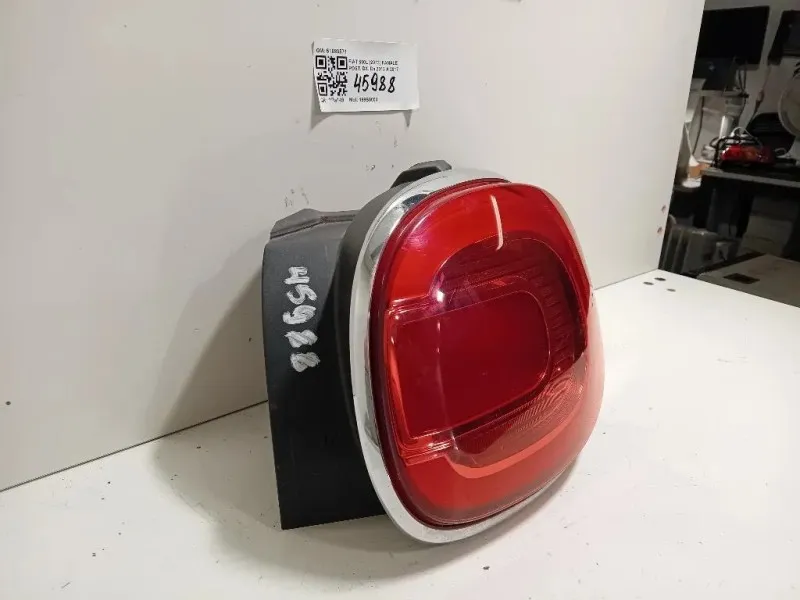 Fanale POST DX 51883571 Fiat 500L 2013