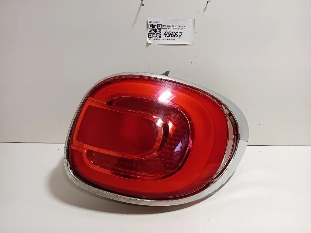 Fanale POST DX 51883571 Fiat 500L 2013