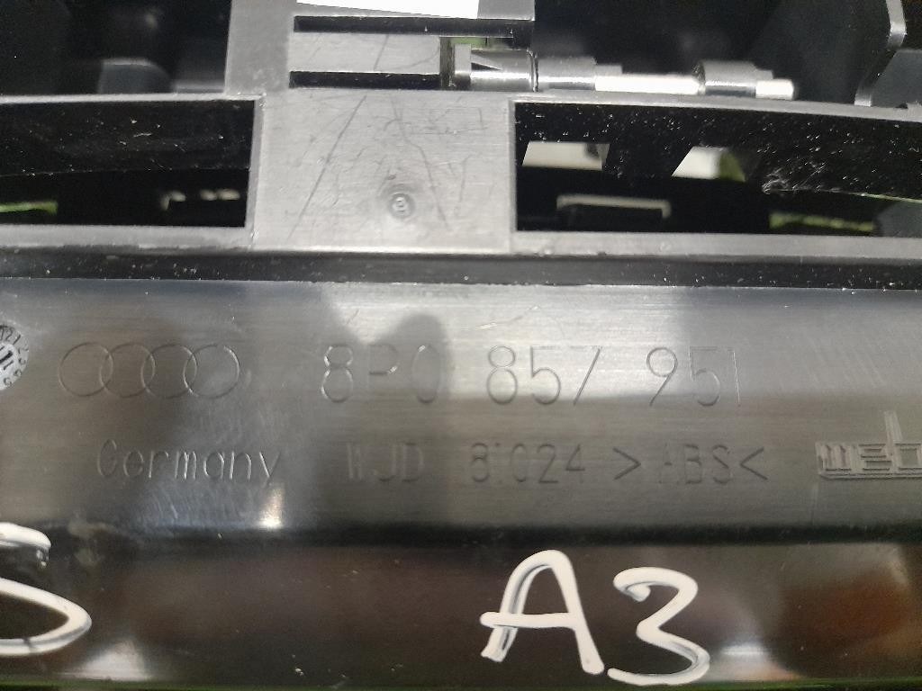 Posacenere 8P0857951 Audi A3 8P1 2008