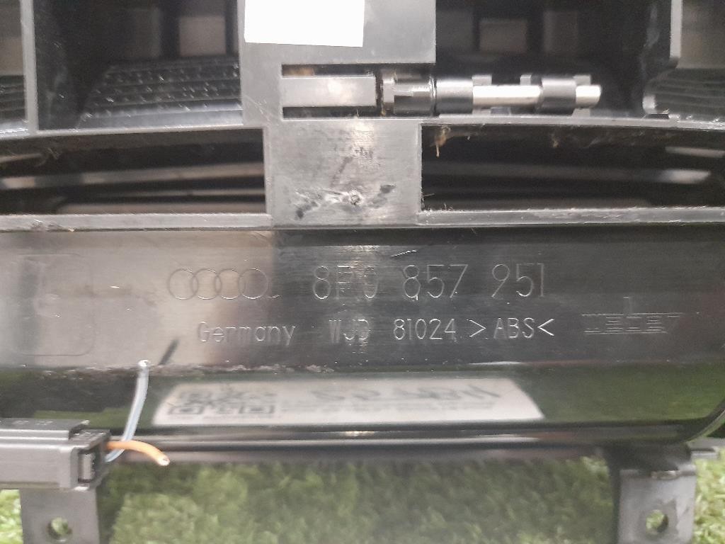 Posacenere 8P0857951 Audi A3 8PA Sportback 2008