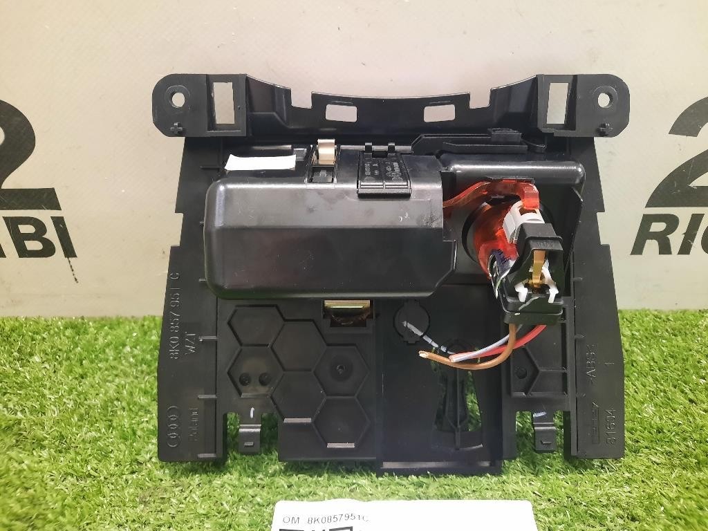 Posacenere 8K0857951C Audi A4 8K5 Avant 2012