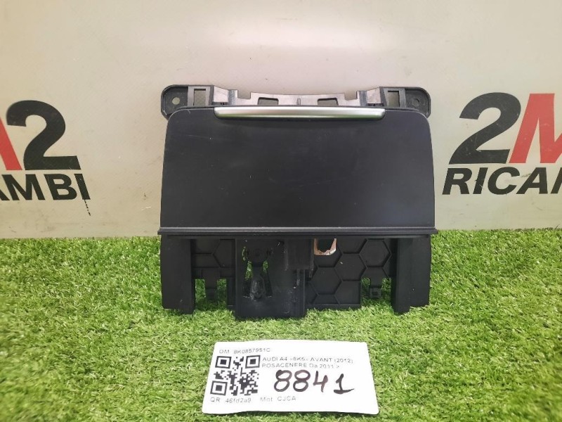 Posacenere 8K0857951C Audi A4 8K5 Avant 2012