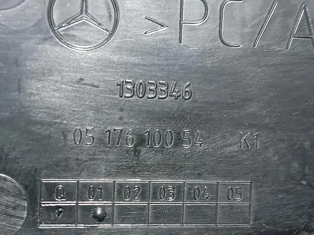 Posacenere A1766802000 Mercedes Classe A W176 2013