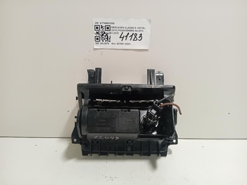 Posacenere A1766802000 Mercedes Classe A W176 2013