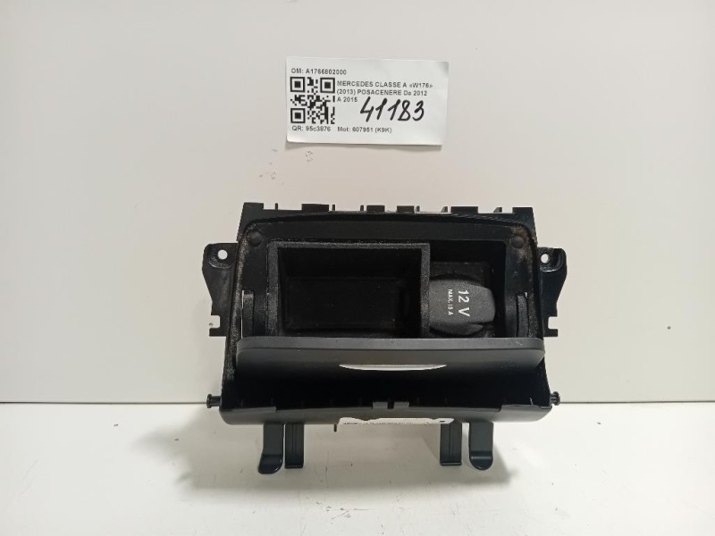 Posacenere A1766802000 Mercedes Classe A W176 2013