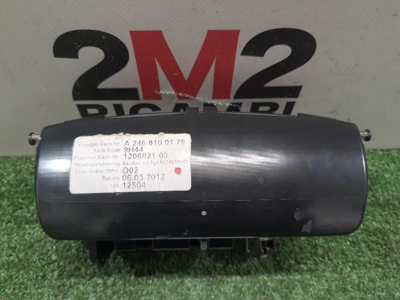 Posacenere A2468100179 Mercedes Classe B W246 2012