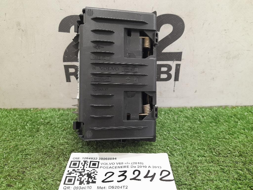Posacenere 1284832 39868894 Volvo V60 I 2010