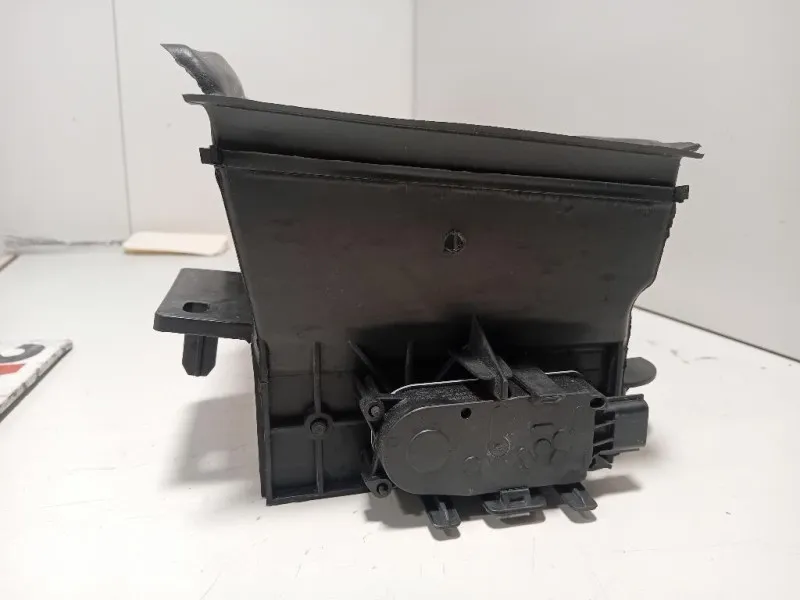 Presa Daria Paraurti ANT 214F60895R Dacia Sandero III 2020