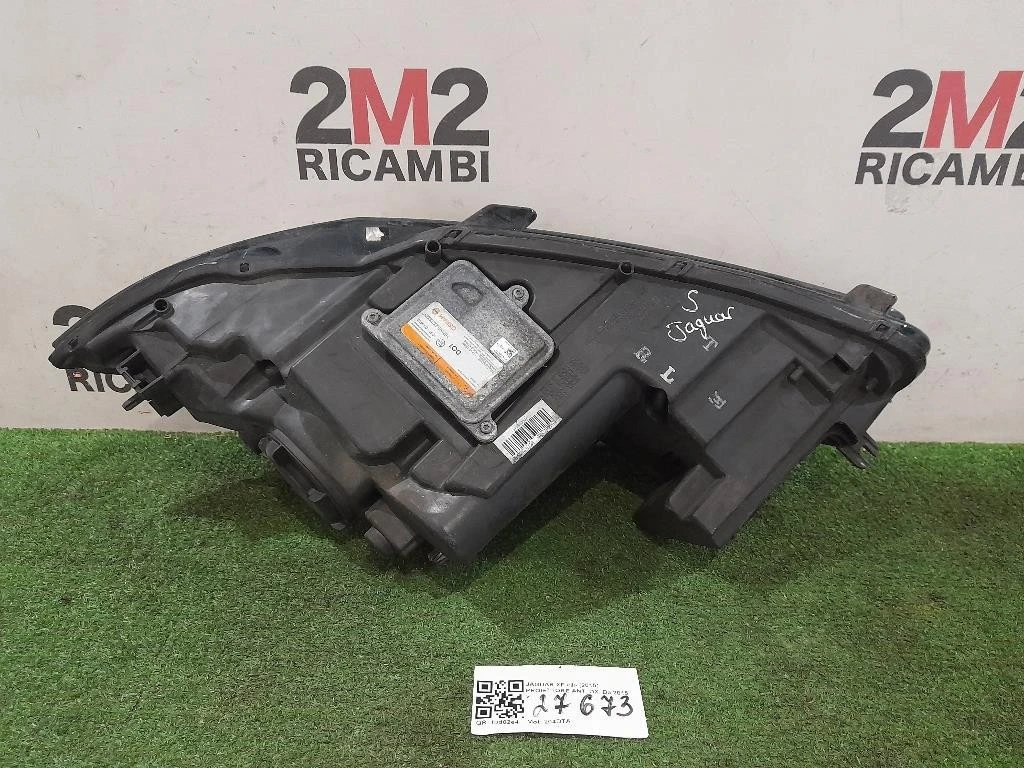 Proiettore ANT DX Jaguar XF II 2015