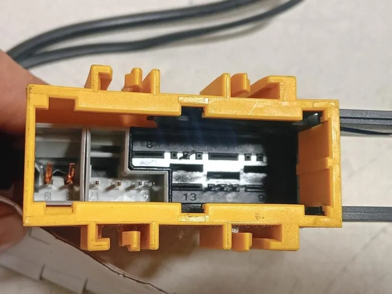 Pretensionatore Sinistro 7213563 Bmw Serie 1 F20 Berlina 2012