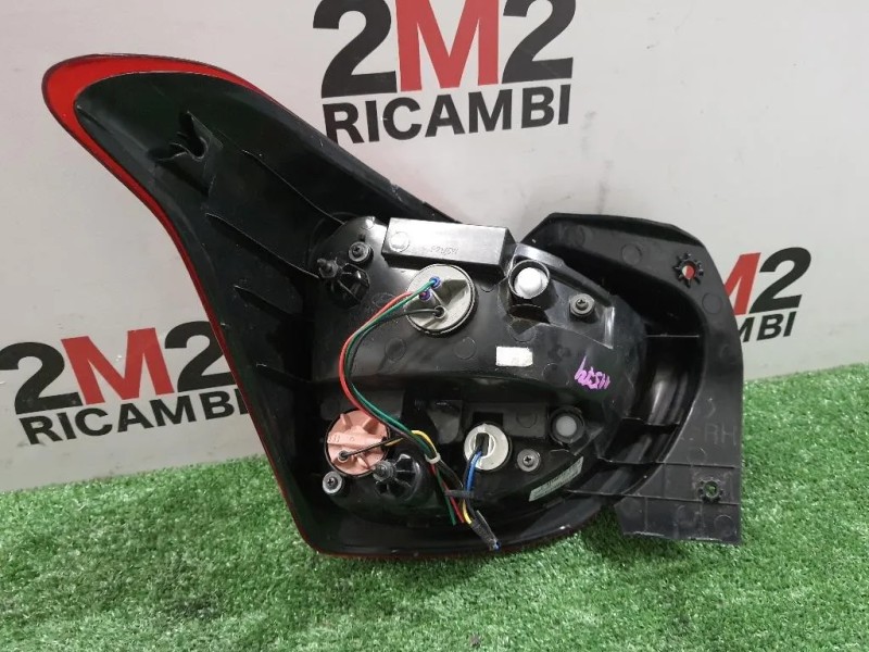 Fanale POST DX 92402B9100 Hyundai I10 II 2016