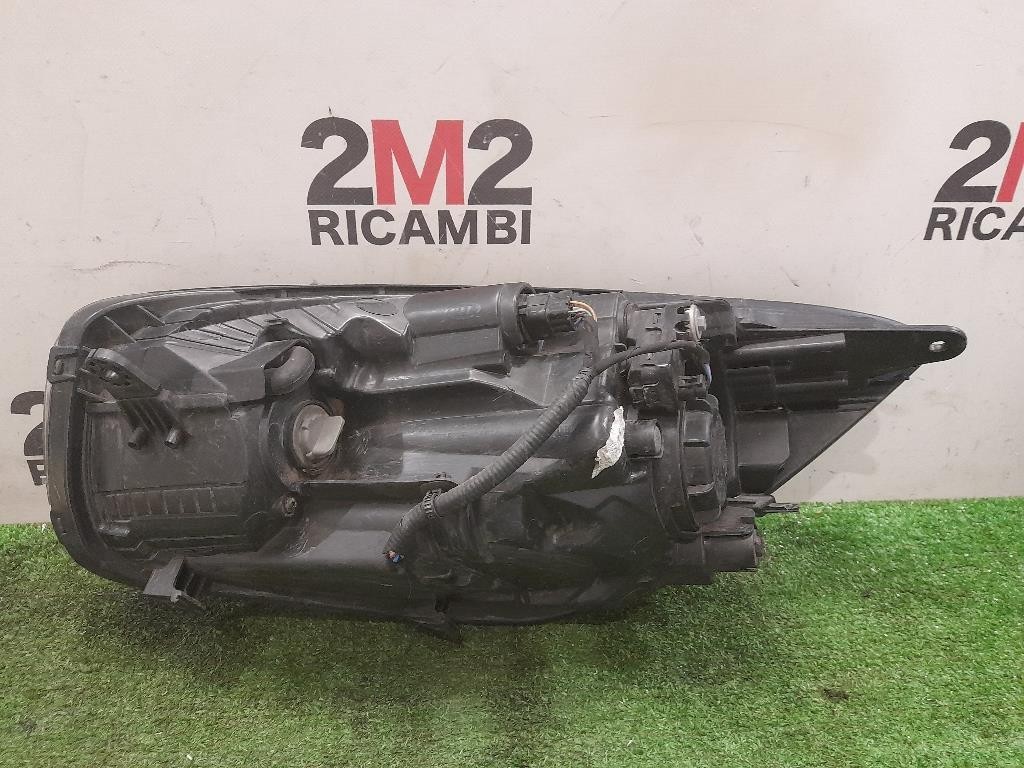 Fanale POST DX 92402-A50 Hyundai I30 II 2015