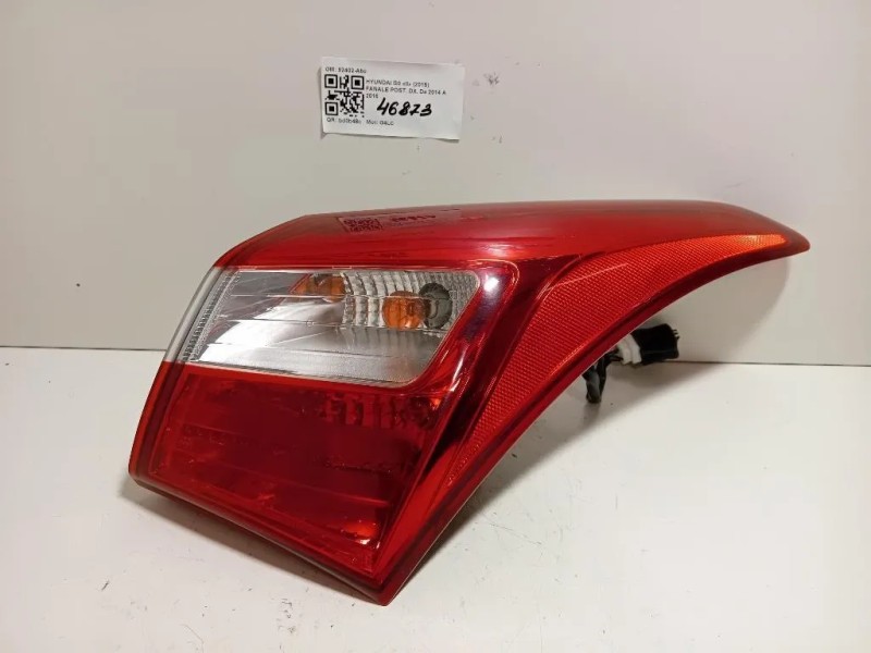 Fanale POST DX 92402-A50 Hyundai I30 II 2015