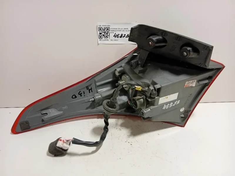 Fanale POST DX 92402-A50 Hyundai I30 II 2015