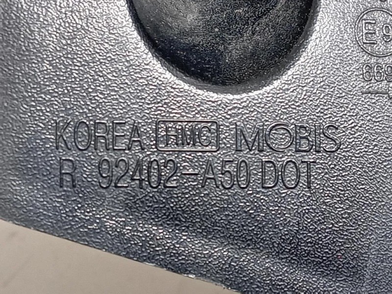 Fanale POST DX 92402-A50 Hyundai I30 II 2015