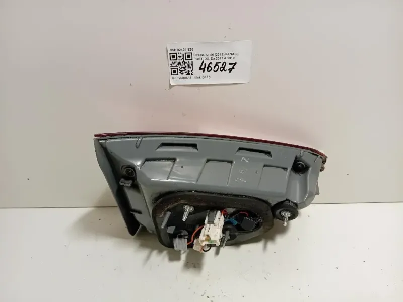 Fanale POST DX 92404-3Z5 Hyundai I40 2012