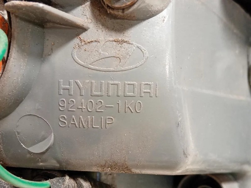 Fanale POST DX 92402-1K0 Hyundai IX20 2011