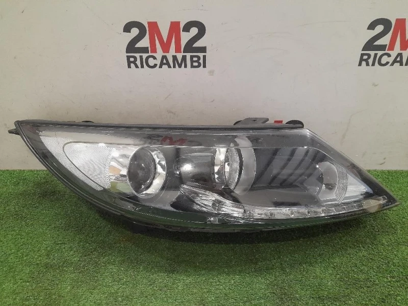 Proiettore ANT DX 921023W121 Kia Sportage III 2010