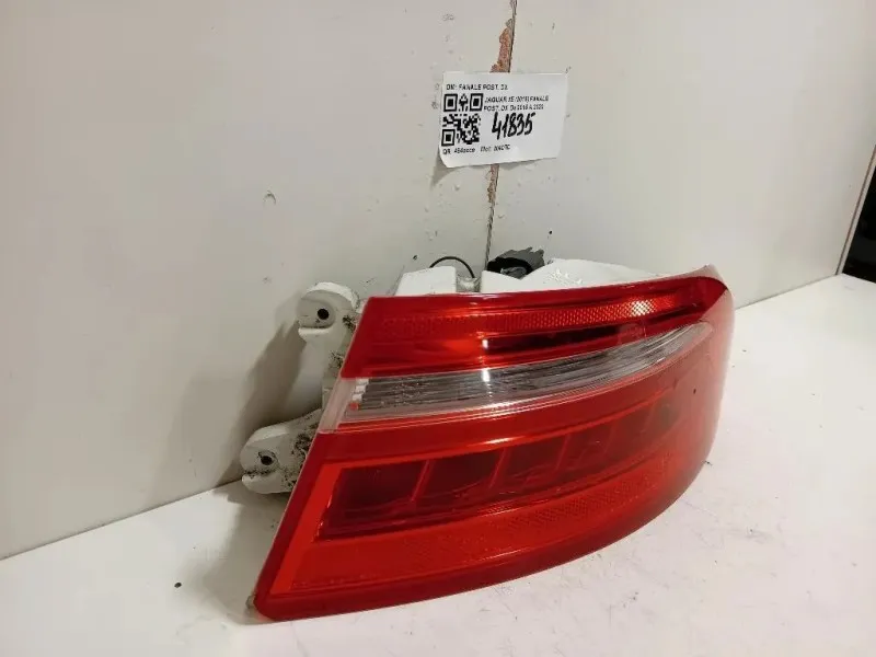 Fanale POST DX FANALE POST DX Jaguar XE 2015