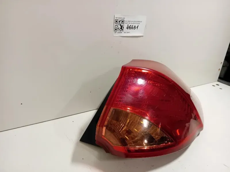 Fanale POST DX 92402-A20 Kia CEED II 2012