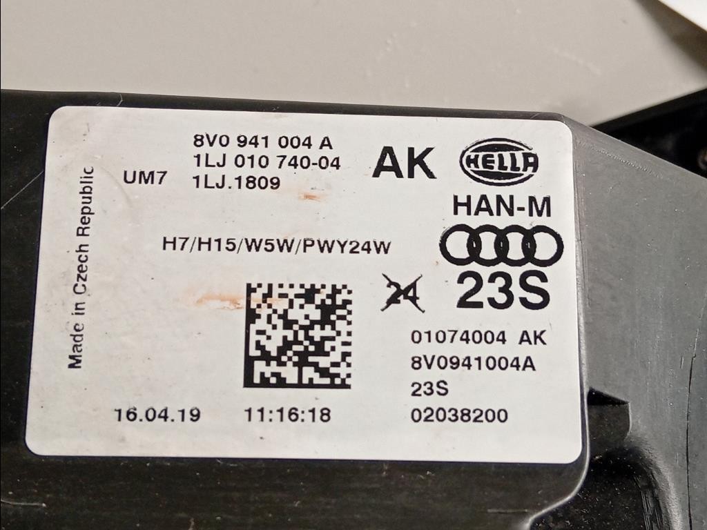 Proiettore ANT DX 8V0941004A Audi A3 8P1 2004