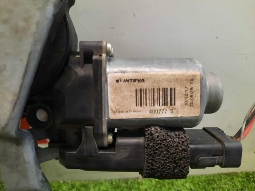 Alzacristallo Parafango POST DX 8201010932 400772S 440746P Renault Megane II CC 2003