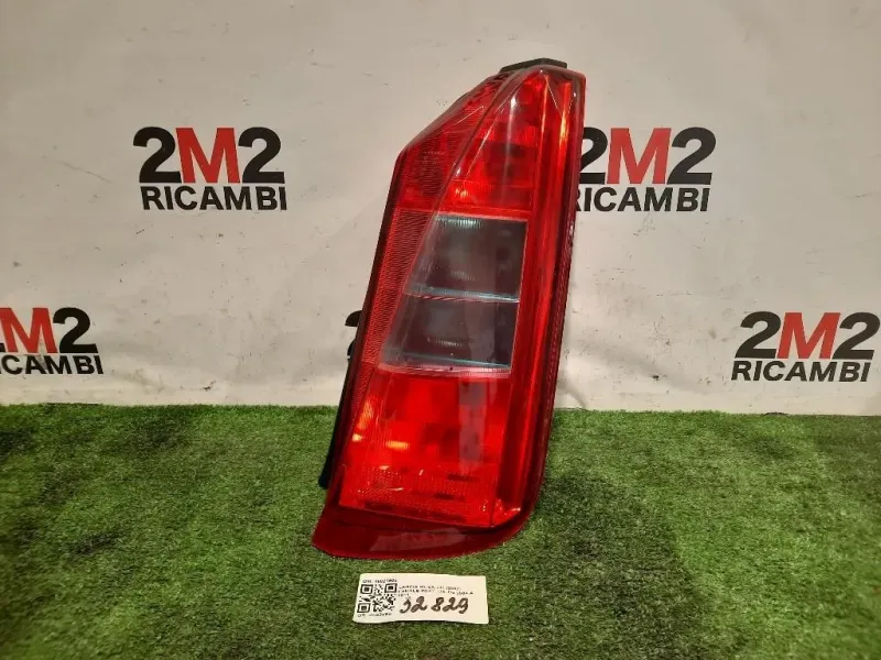 Fanale POST DX 46829508 Lancia MUSA II 2007