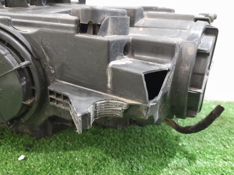 Proiettore ANT DX 8V0941006E Audi A3 8VA Sportback 2012