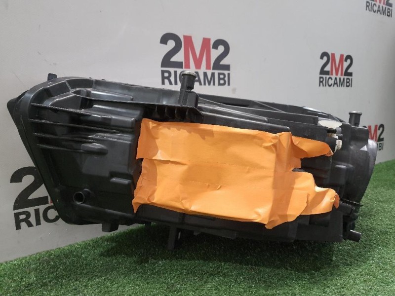 Fanale POST DX XFB000563 Land Rover Discovery III 2005