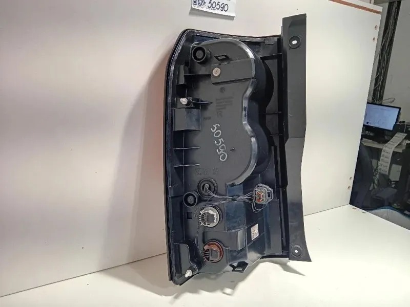 Fanale POST DX LR162961 Land Rover Discovery IV 2010