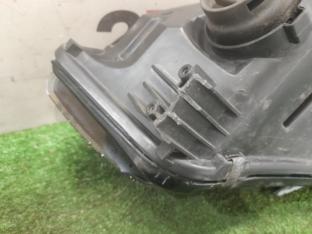 Proiettore ANT DX 8W0941006 Audi A4 8W2 2015