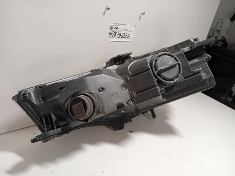 Proiettore ANT DX 8W0941006 Audi A4 8W2 2015