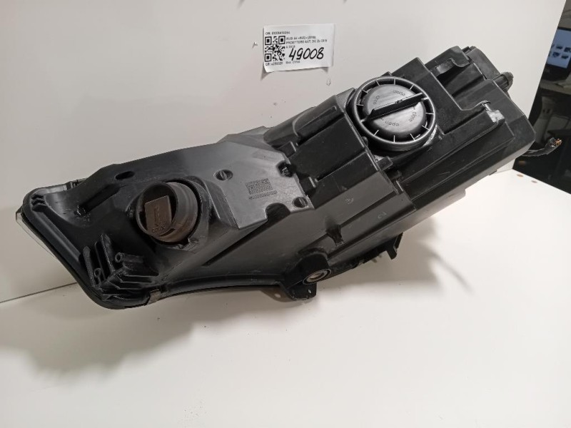 Proiettore ANT DX 8W0941006A Audi A4 8W2 2015