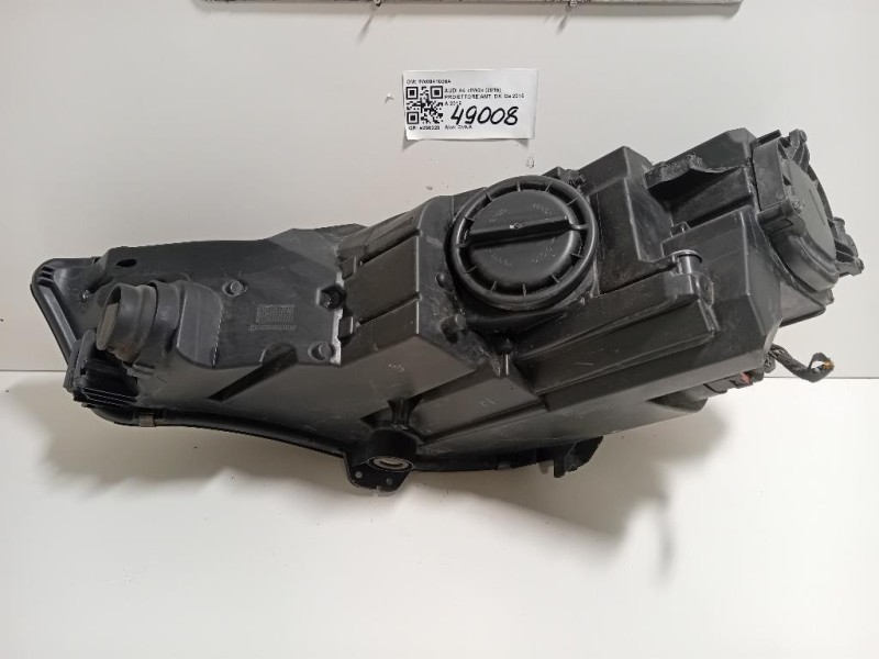 Proiettore ANT DX 8W0941006A Audi A4 8W2 2015
