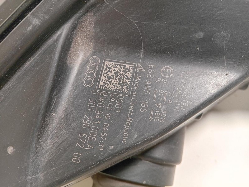 Proiettore ANT DX 8W0941006A Audi A4 8W2 2015