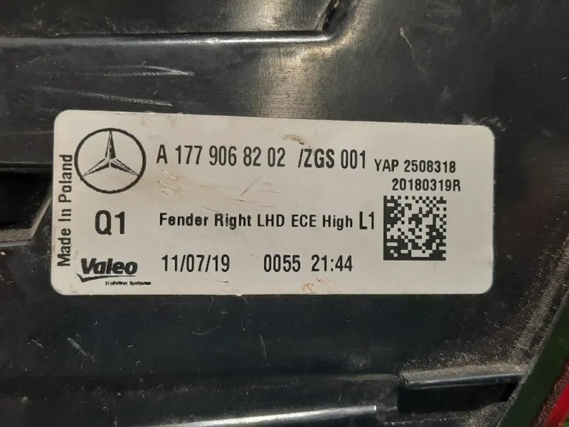 Fanale POST DX A1779068202 Mercedes Classe A W177 2018