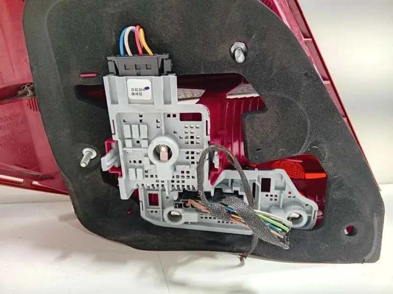 Fanale POST DX 2049060503 Mercedes Classe C W204 2007