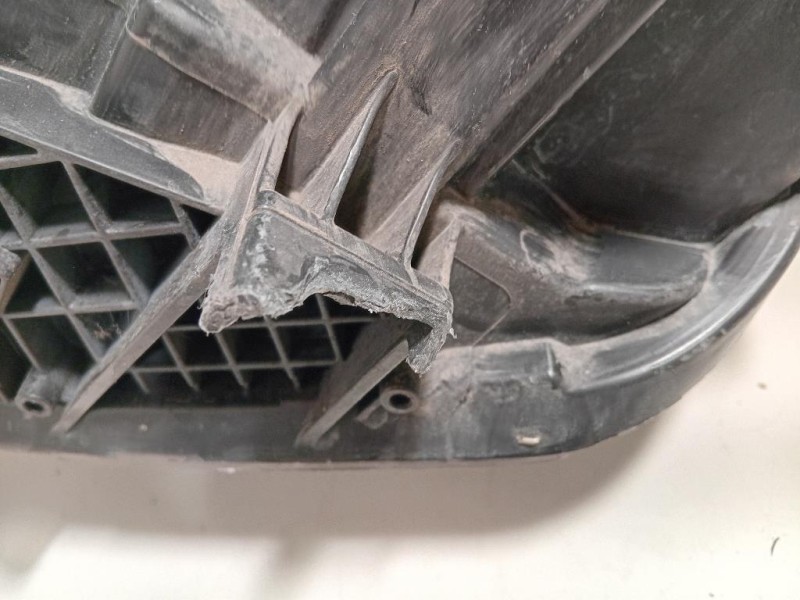 Fanale POST DX A1669068801 Mercedes Classe ML W166 2012 Fanale POST DX A1669068801 Mercedes Classe ML W166 2012
