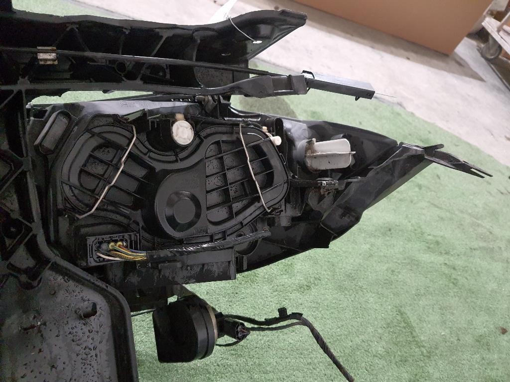 Proiettore ANT DX 63117249652 Bmw Serie 1 E87 Berlina 2005