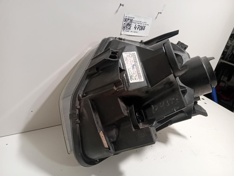 Proiettore ANT DX 260100156R ATTENZIONE AI DIFFETTI Dacia Duster I 2014