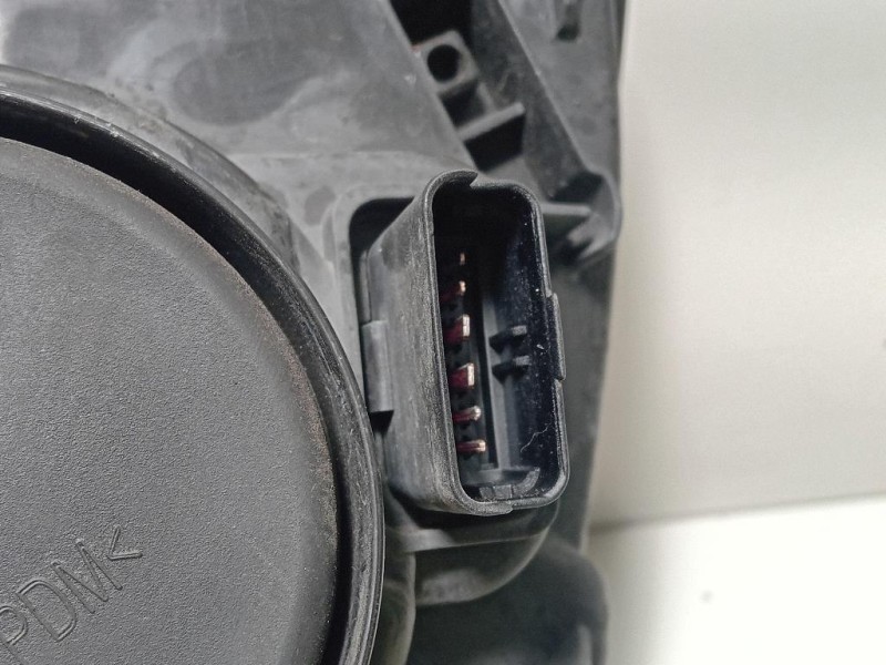 Proiettore ANT DX 260100156R ATTENZIONE AI DIFFETTI Dacia Duster I 2014