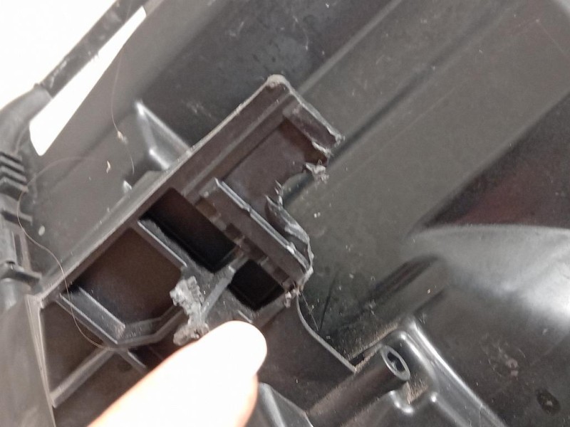 Proiettore ANT DX 260101503R Dacia Duster II 2018