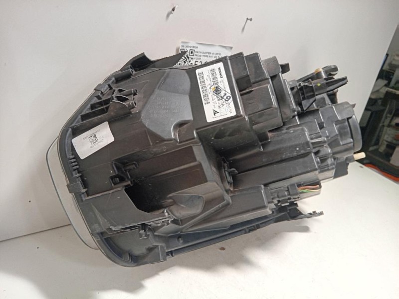 Proiettore ANT DX 260101503R Dacia Duster II 2018