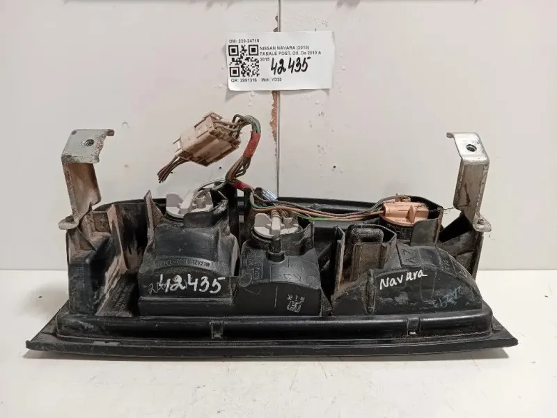 Fanale POST DX 220-24716 Nissan Navara 2010