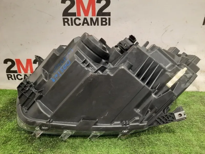 Proiettore ANT DX 260106194R Dacia Duster II 2018