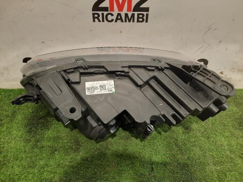 Proiettore ANT DX 260106194R Dacia Duster II 2018