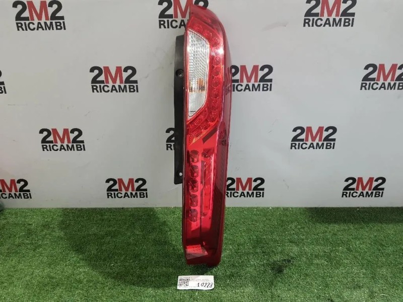 Fanale POST DX 265543UB0A Nissan X-trail III 2011