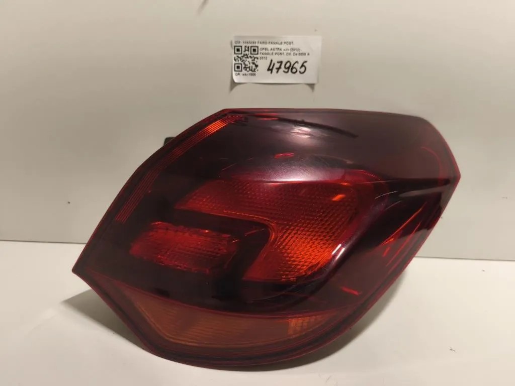 Fanale POST DX 1090098 FARO FANALE POST Opel Astra J 2012