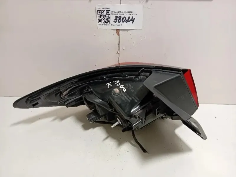 Fanale POST DX 39015944 Opel Astra K 2019