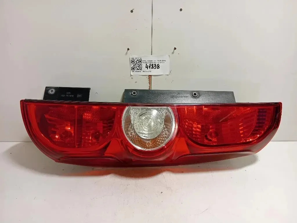 Fanale POST DX 20570748 Opel Combo D TOUR 2012